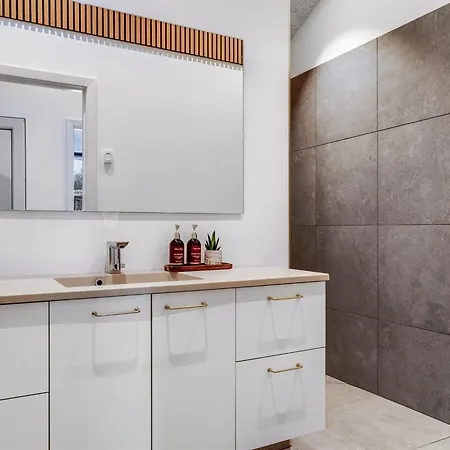 Berta - 2km From The Sea By Interhome *